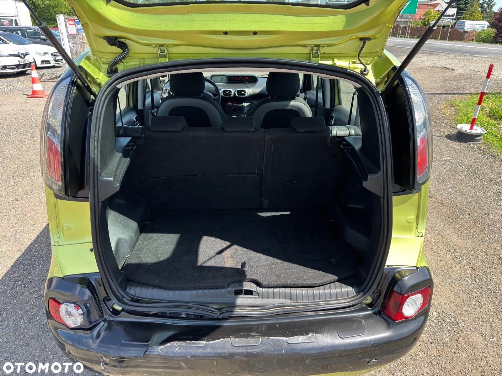 Citroën C3 Picasso 1.6 HDi Attraction - 11