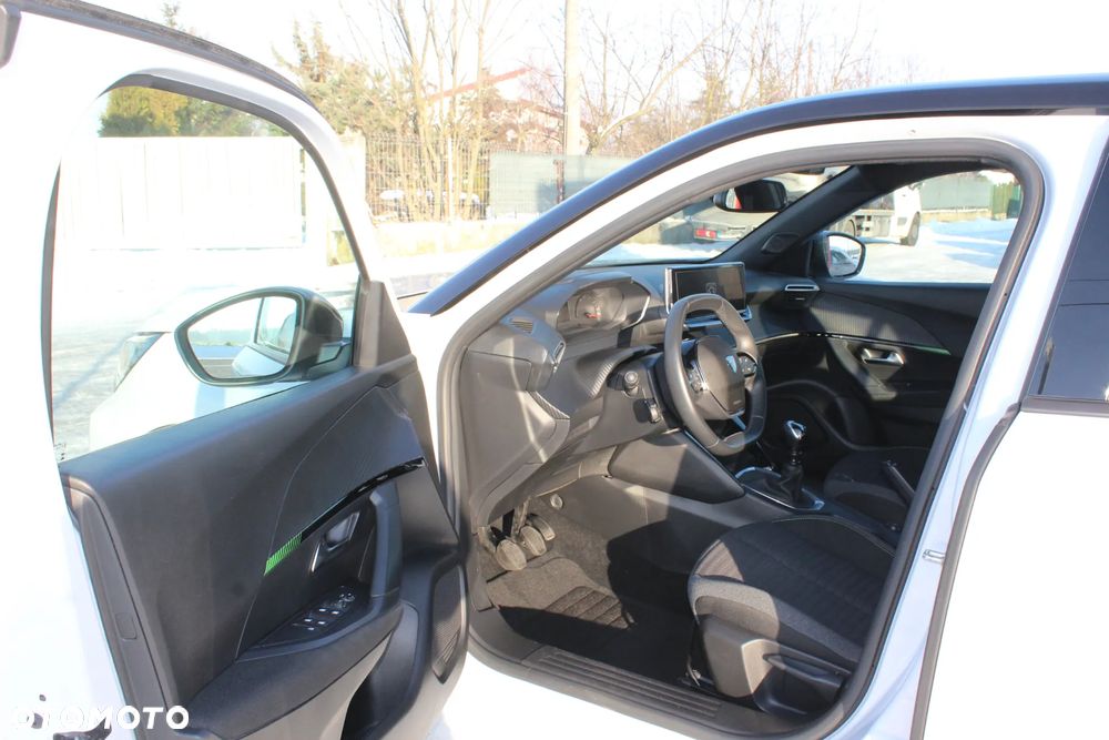 Peugeot 2008 PureTech 100 Active - 10