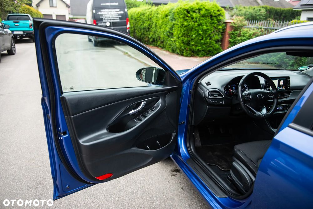 Hyundai i30 i30cw 1.4 Advantage - 16