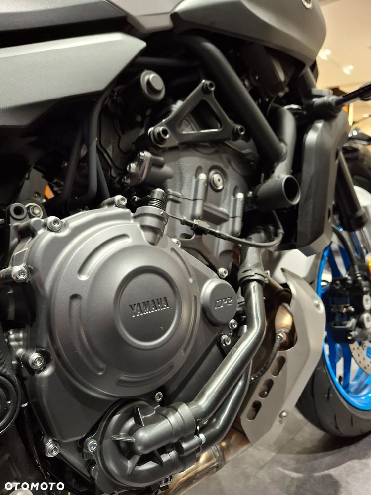 Yamaha MT - 17