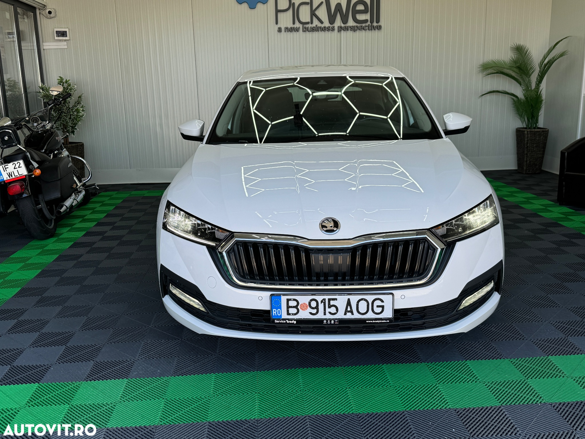 Skoda Octavia 2.0 TDI DSG Ambition - 6