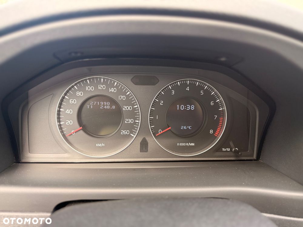 Volvo V70 2.0 - 23