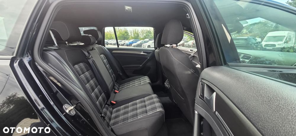 Volkswagen Golf GTD (BlueMotion Technology) DSG - 36