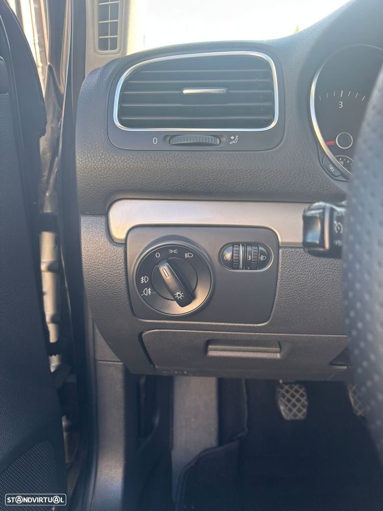 VW Golf 2.0 TDi DPF Comfortline - 14