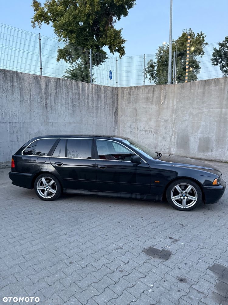 BMW Seria 5 - 9