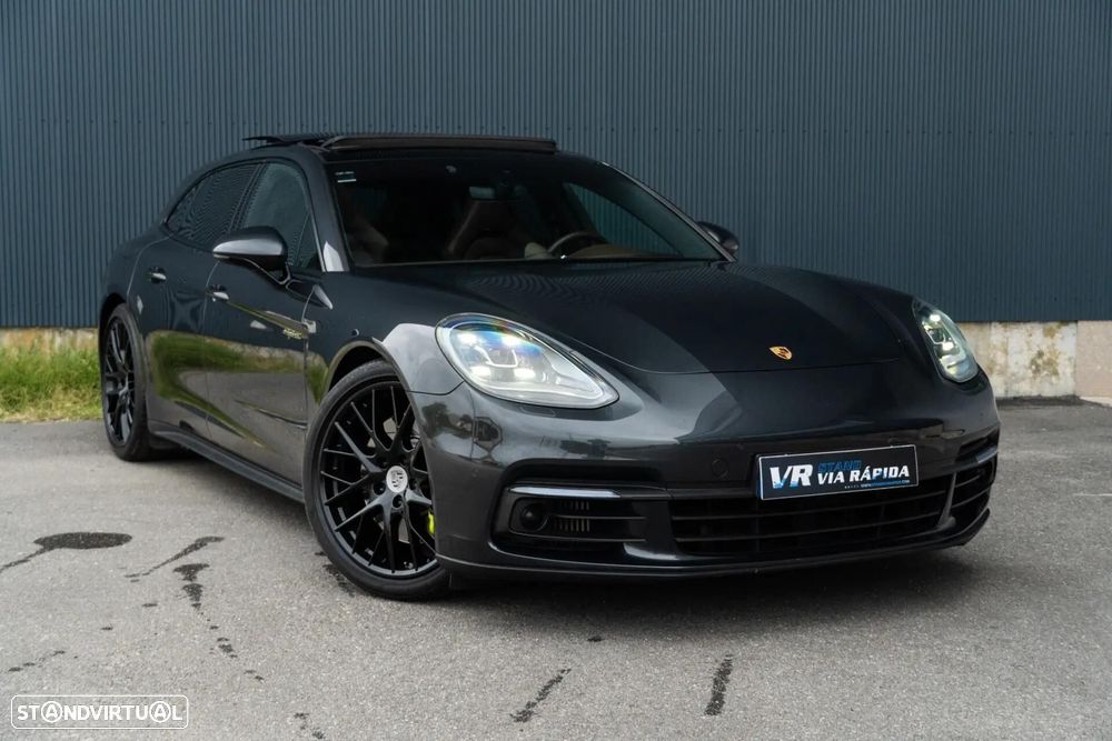 Porsche Panamera Sport Turismo 4 E-Hybrid Platinum Edition PDLS - 4