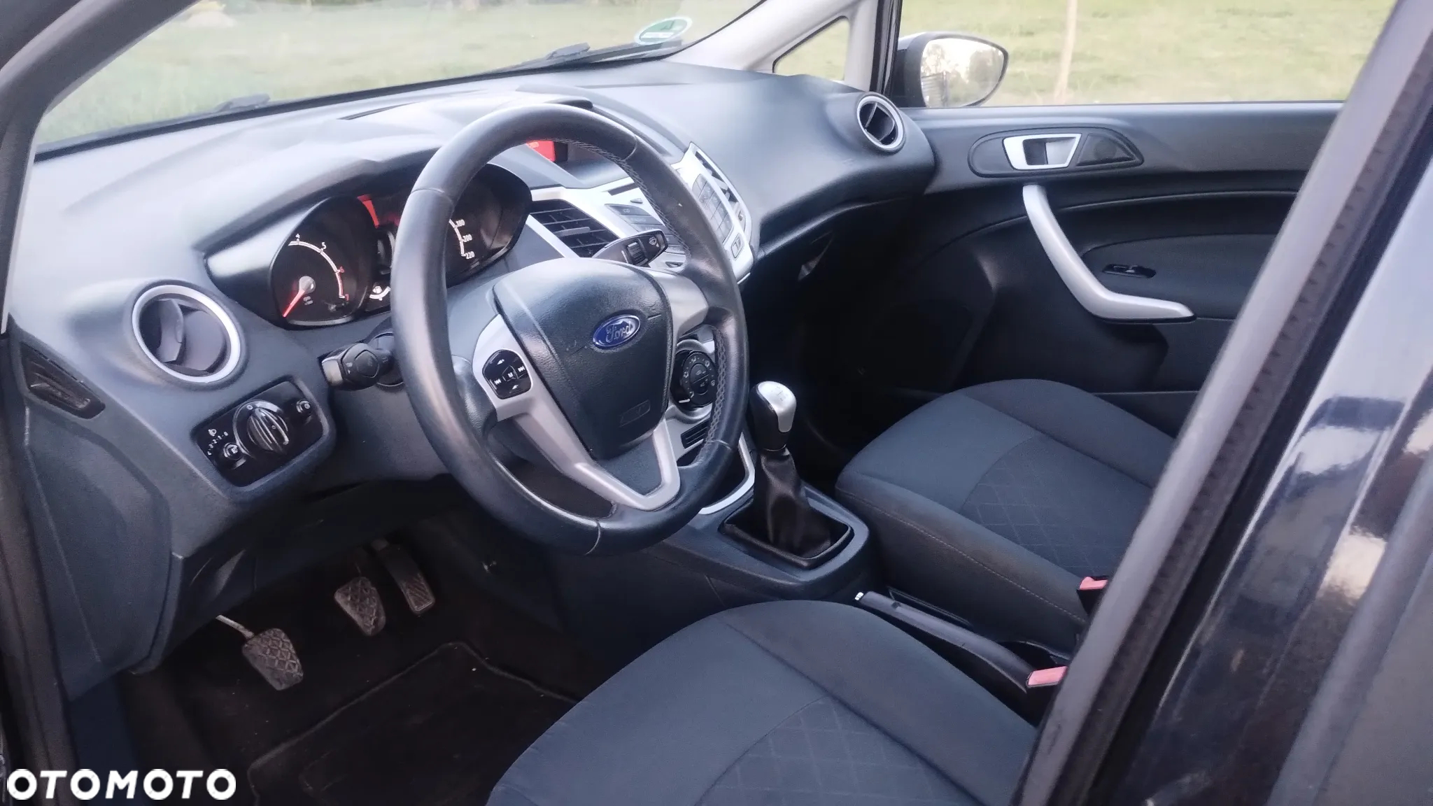 Ford Fiesta 1.25 Celebration - 22