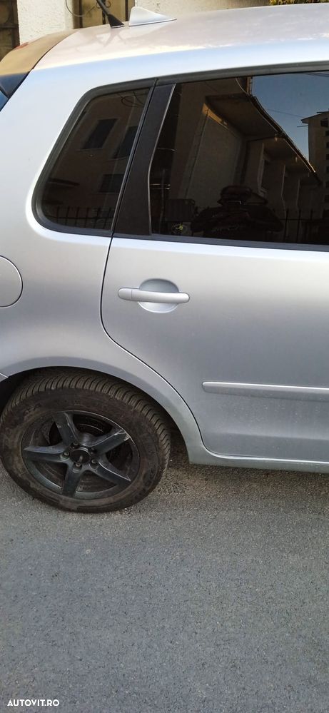 Volkswagen Polo 1.4 TDI Sportline - 3