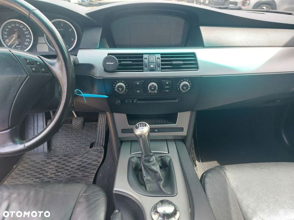 BMW Seria 5 530d - 13