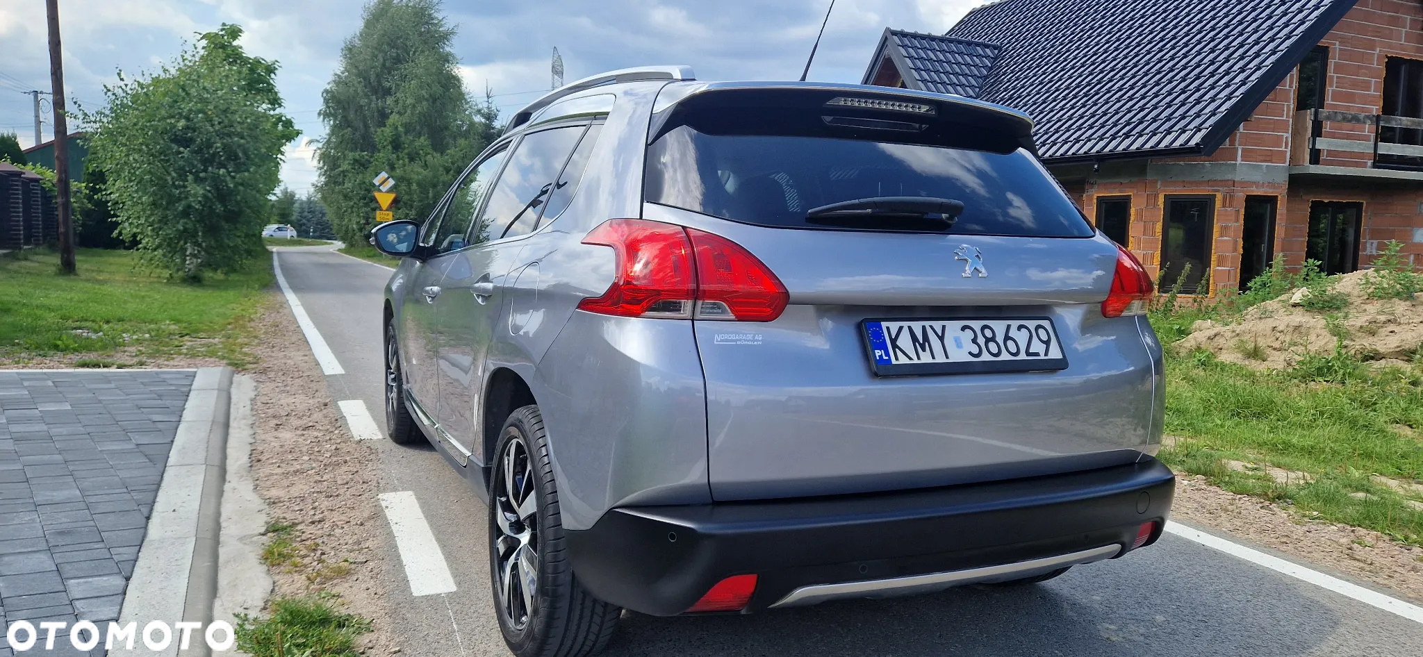 Peugeot 2008 120 VTI Allure - 4