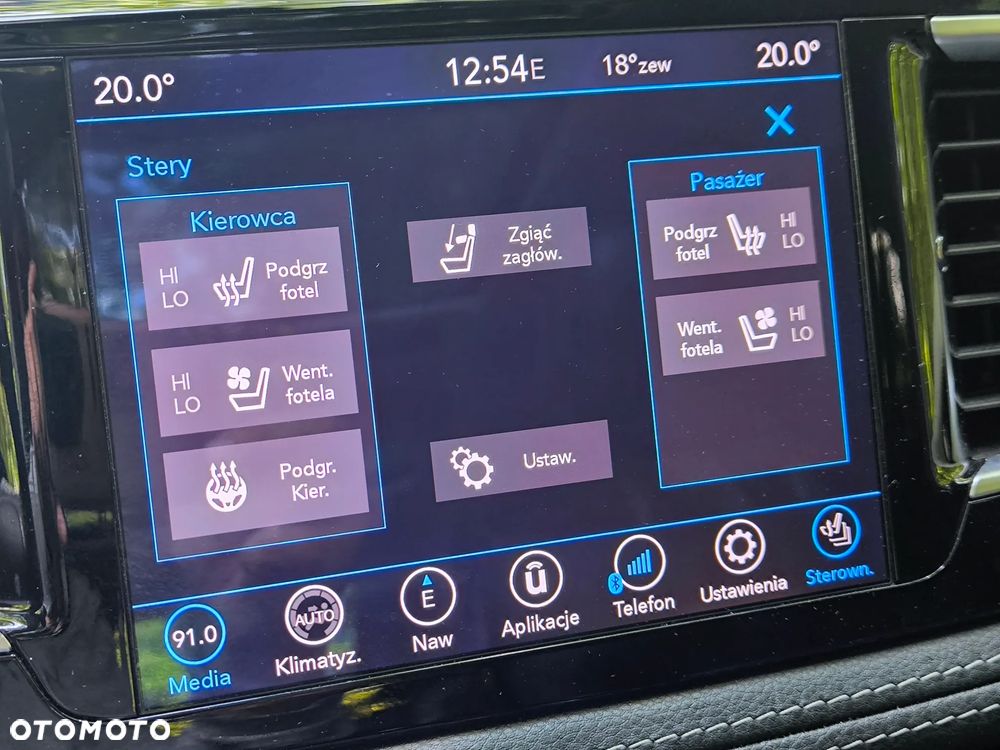 Chrysler Pacifica - 22