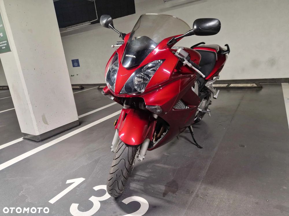 Honda VFR - 6