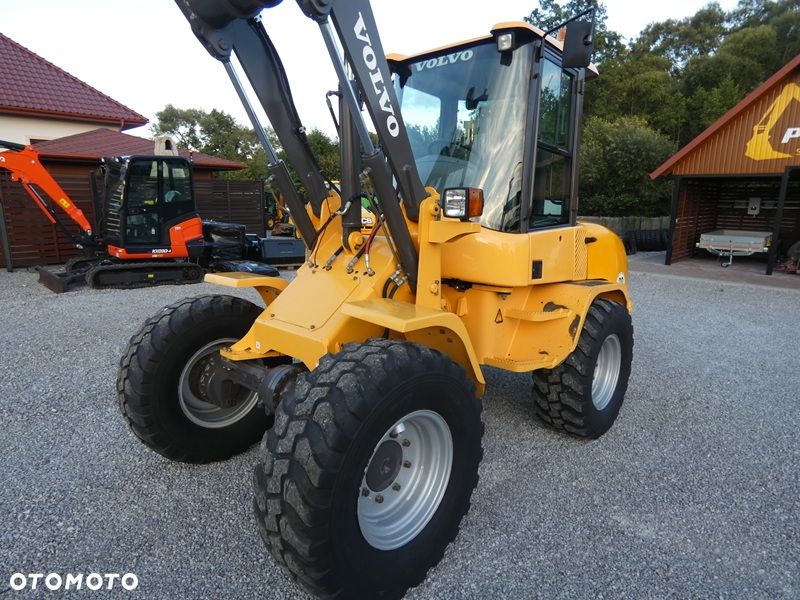 Volvo L30B PRO / Z Niemiec / ORG. 7.120mtg / Bardzo ładne / - 33