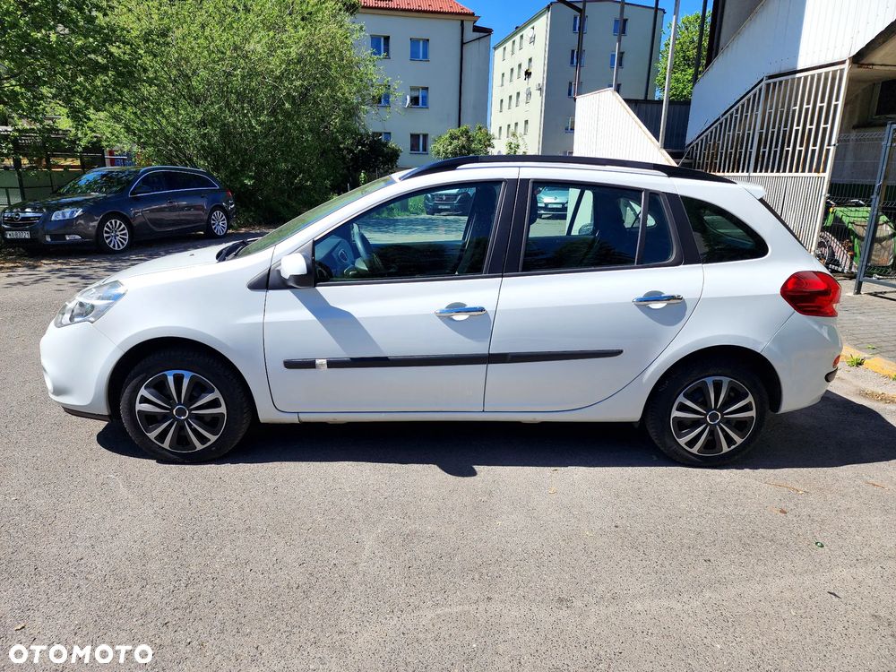 Renault Clio 1.2 16V 75 Expression - 1