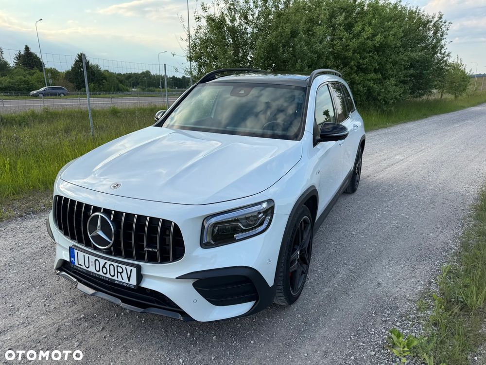 Mercedes-Benz GLB - 3