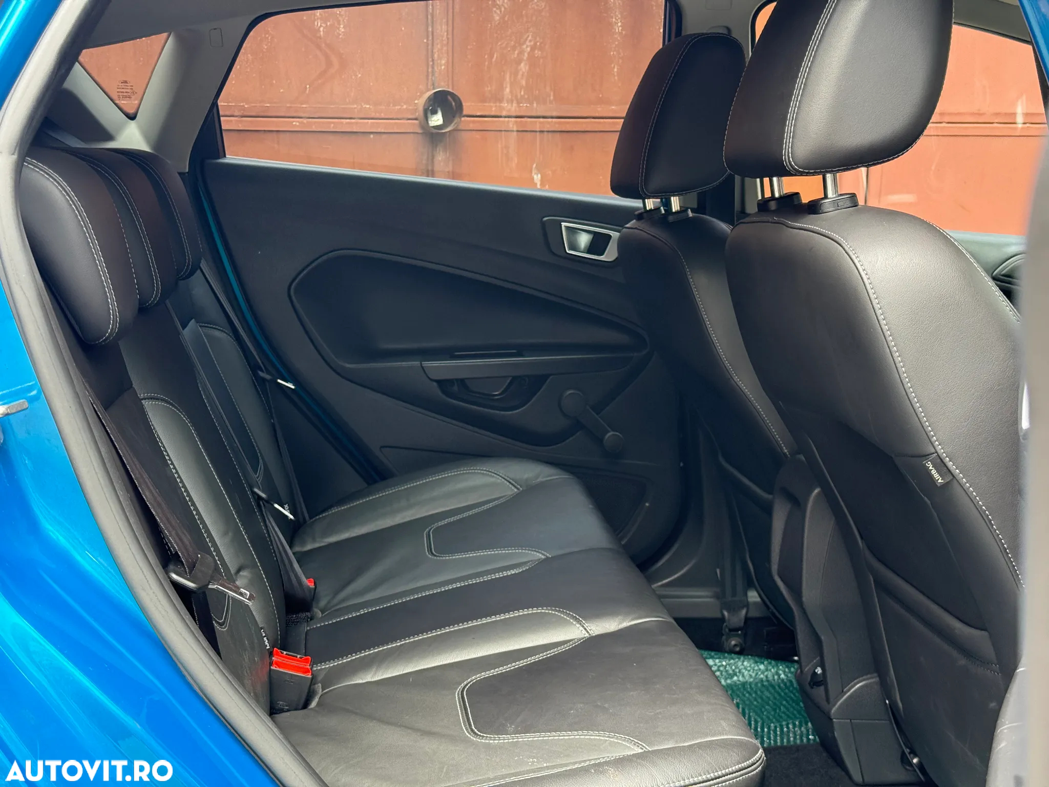 Ford Fiesta 1.6 TDCI Titanium - 25