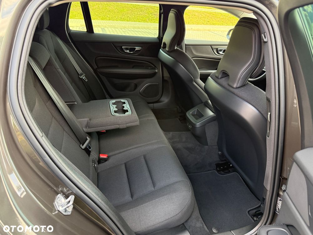 Volvo V60 B4 D Core - 30