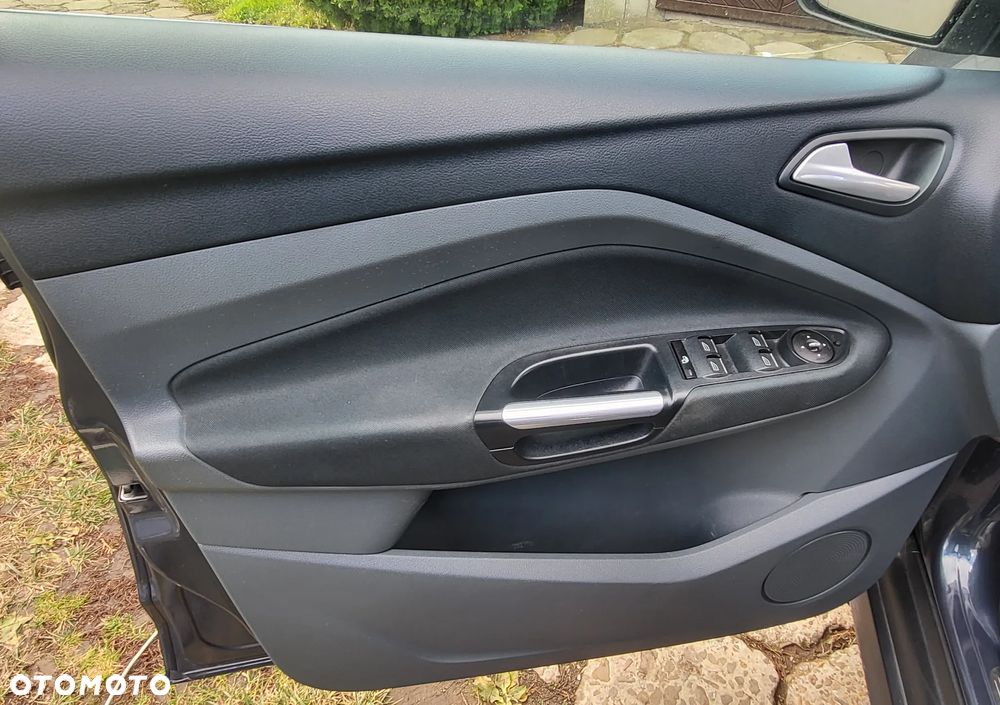 Ford C-MAX - 17