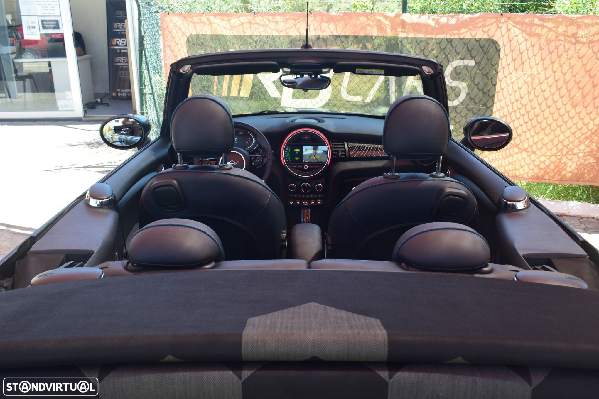 MINI Cabrio - 7
