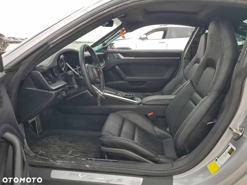 Porsche 911 Carrera S PDK - 8