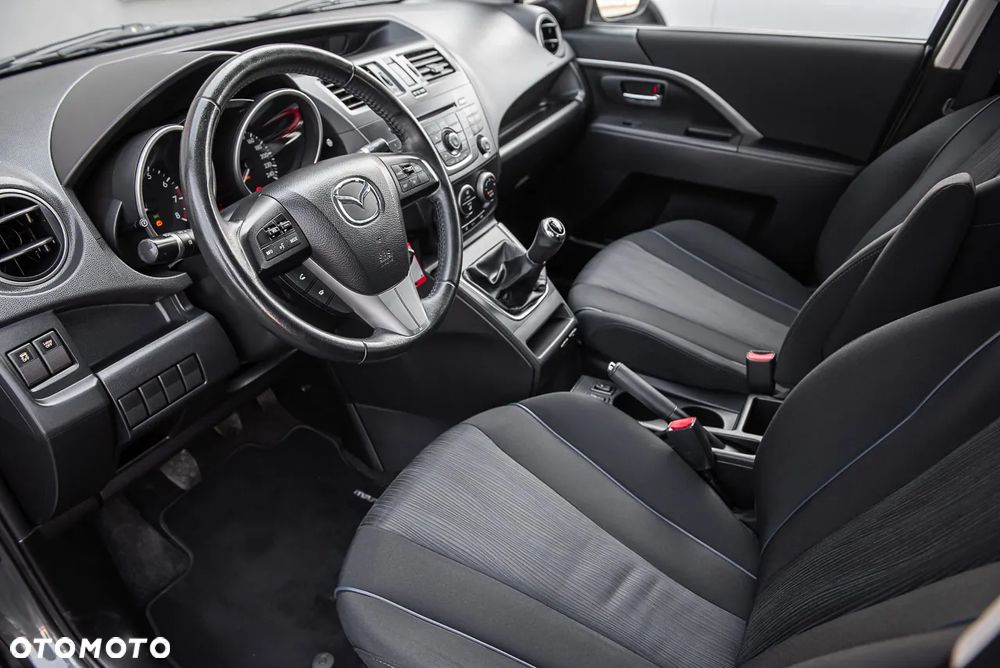 Mazda 5 - 15