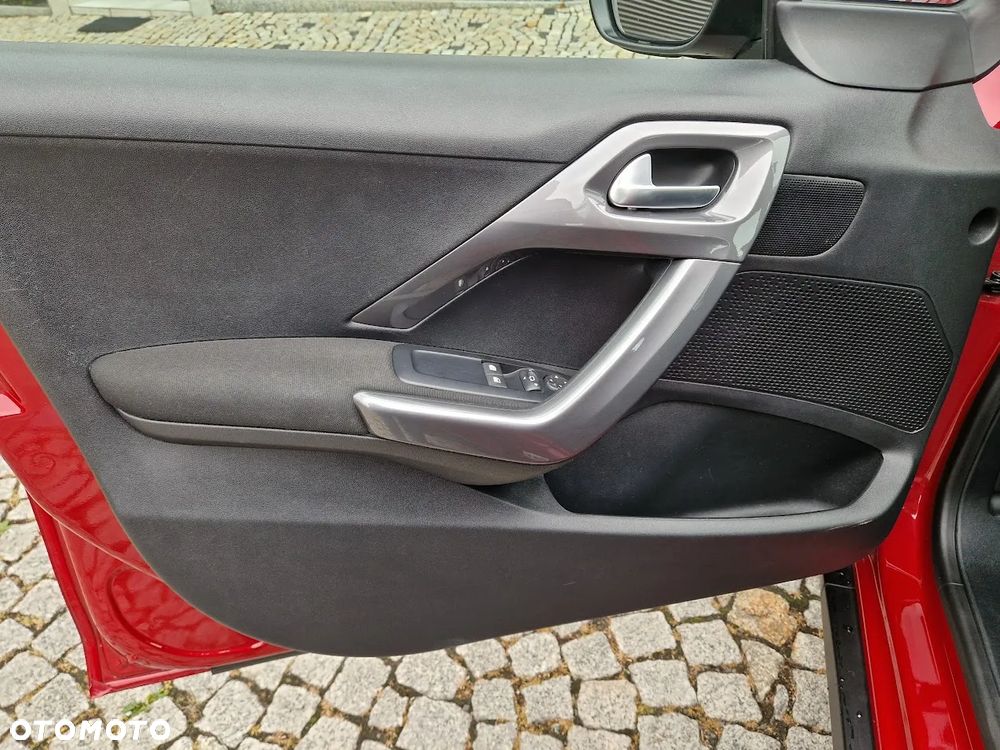 Peugeot 2008 PureTech 110 Stop&Start Allure - 30