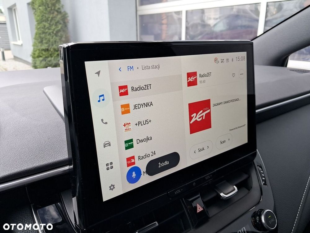 Toyota Corolla 1.8 Hybrid Style - 17