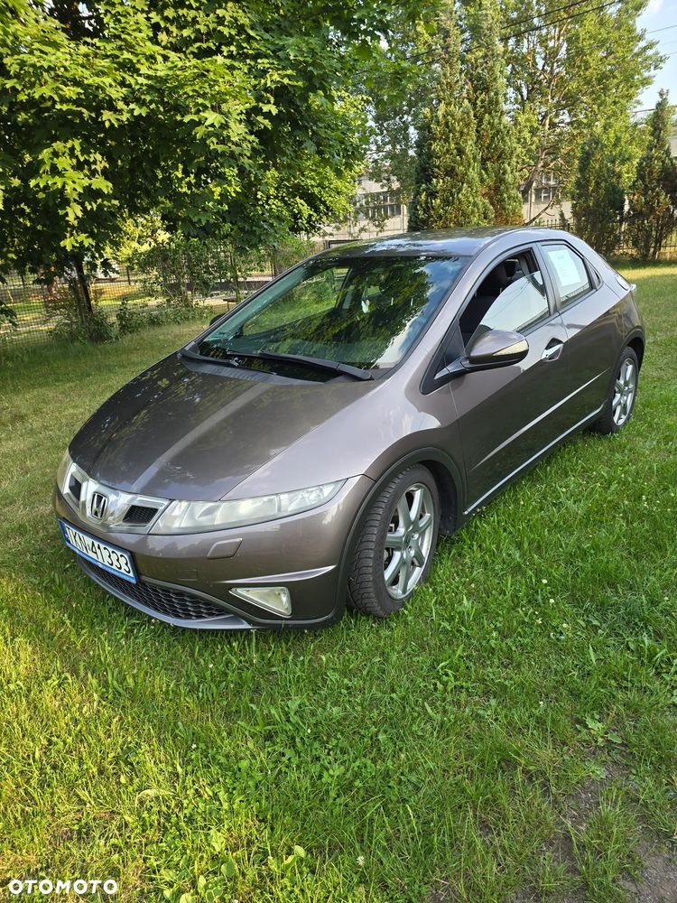Honda Civic 1.8 Comfort - 1