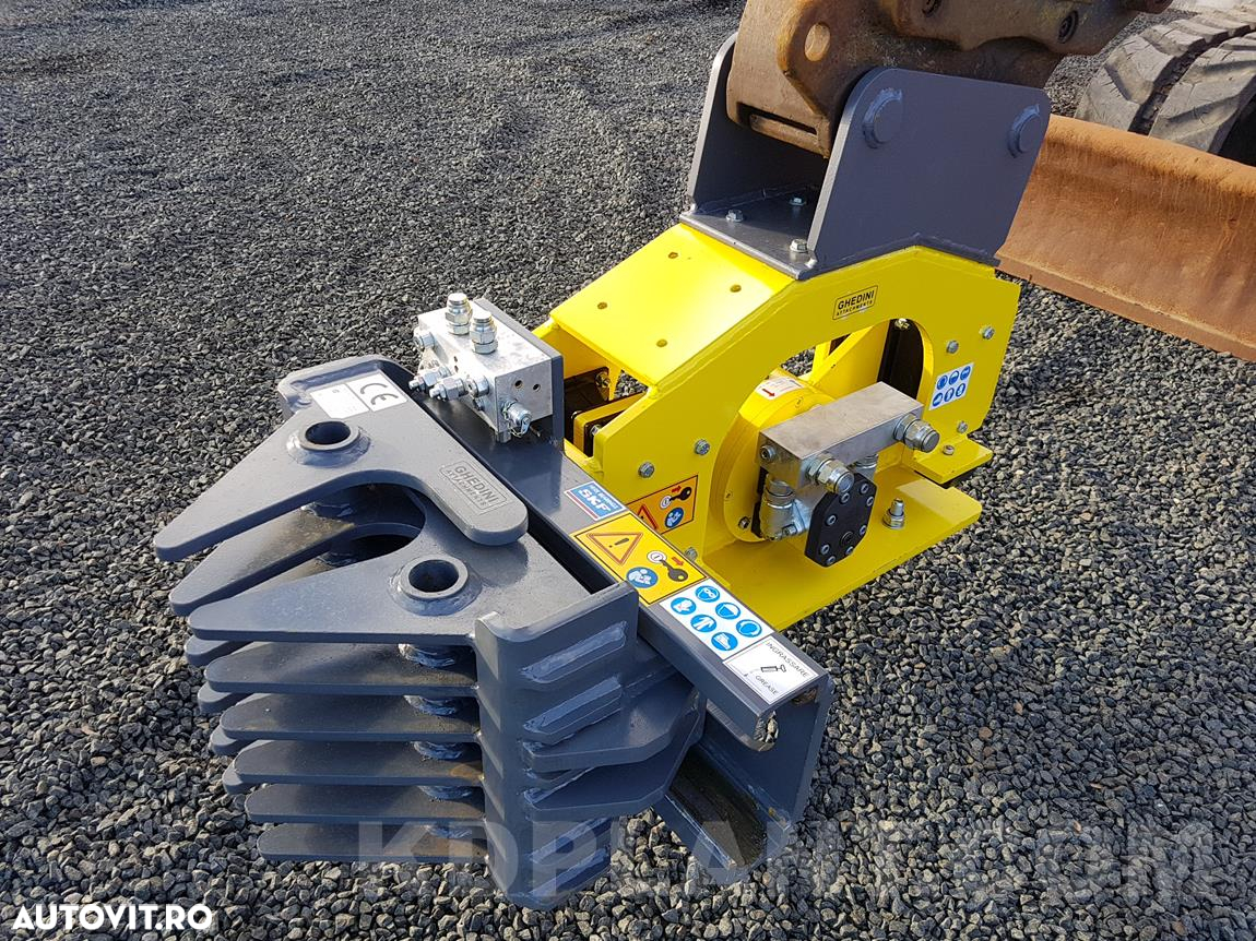 Placa pentru batut stalpi buldoexcavator - 5