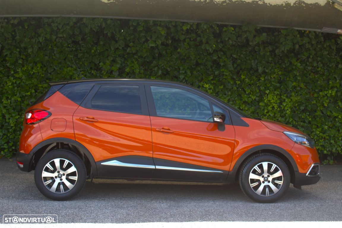 Renault Captur 1.2 TCe Exclusive EDC - 6