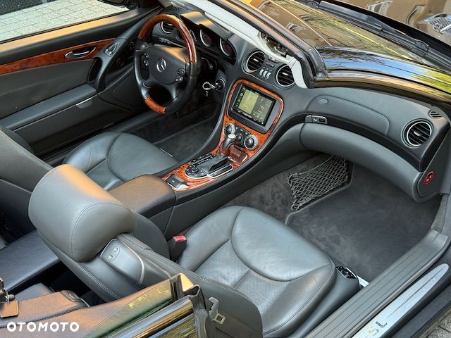 Mercedes-Benz SL 500 - 20