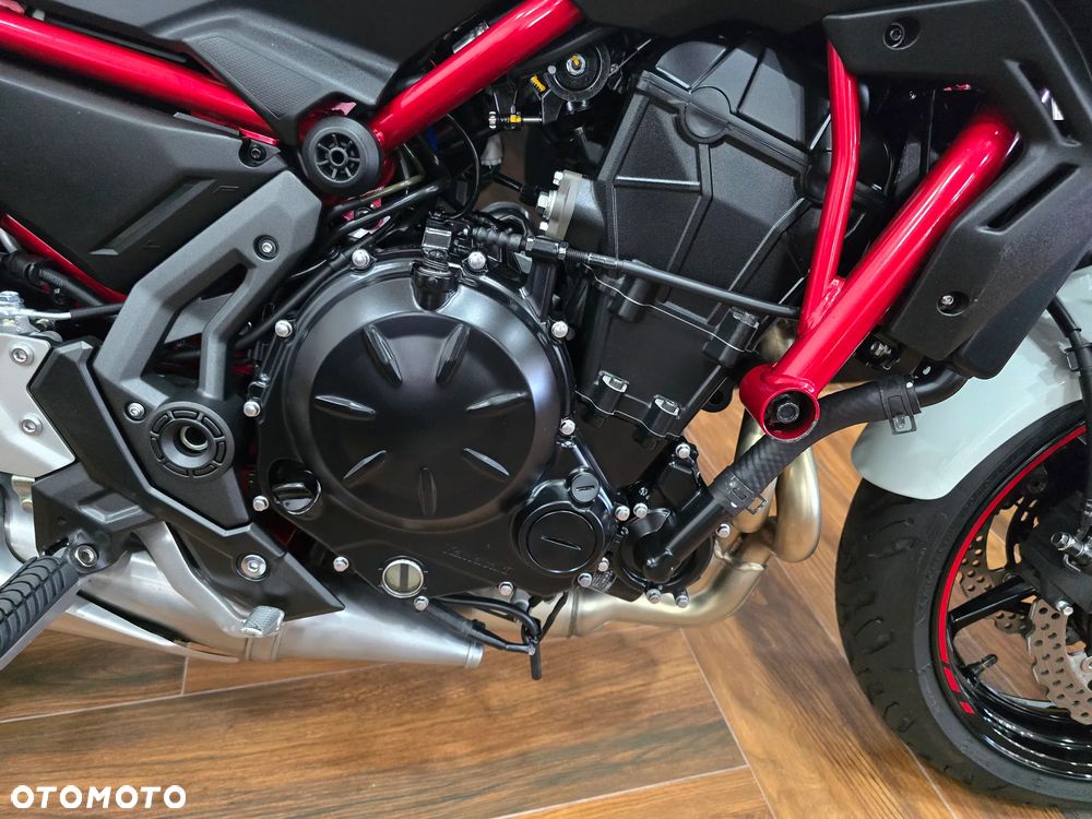 Kawasaki Z 650 - 28