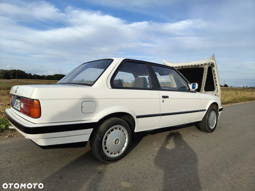BMW Seria 3 316i - 6
