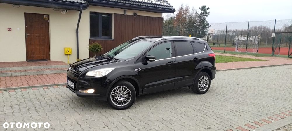 Ford Kuga 2.0 TDCi 2x4 Titanium - 2
