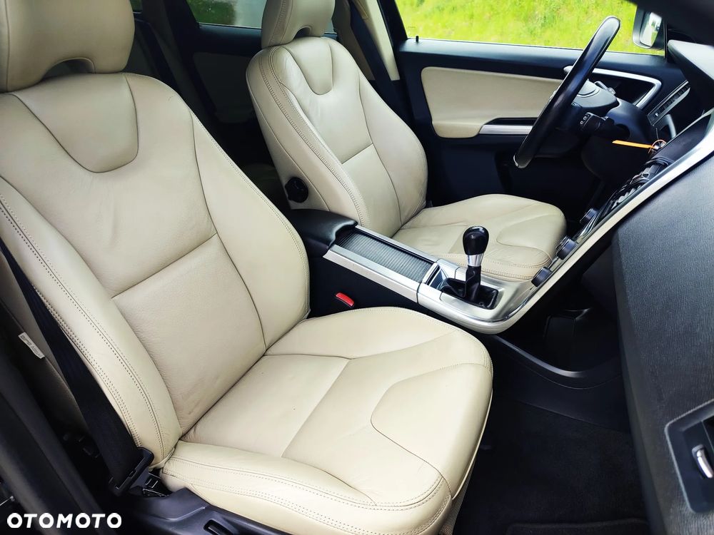 Volvo XC 60 D3 Summum - 36
