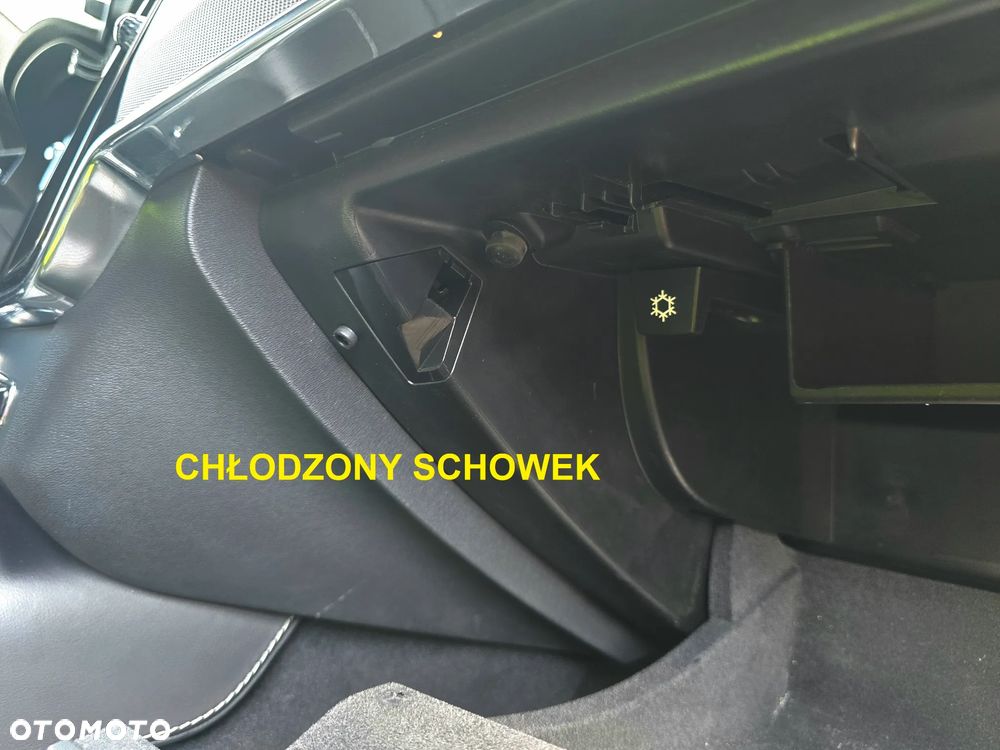 Volvo V90 D4 Inscription - 16