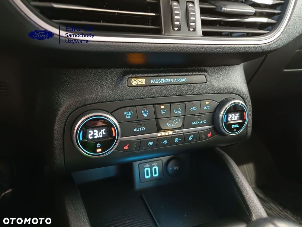 Ford Focus 1.0 EcoBoost Start-Stopp-System Titanium - 22