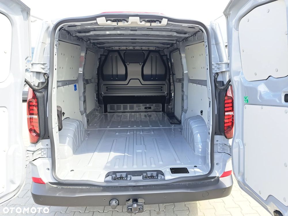 Volkswagen Transporter - 17