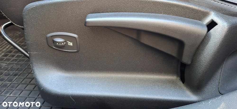 Renault Megane 1.6 16V Color Edition - 16