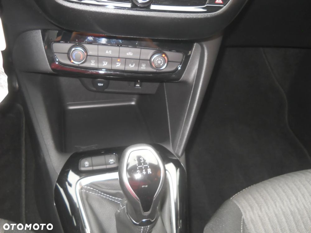 Opel Corsa 1.2 Edition S&S - 9