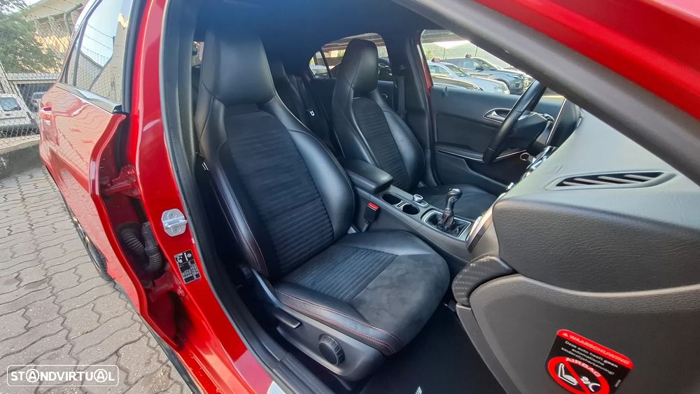 Mercedes-Benz A 180 CDI AMG Line - 29