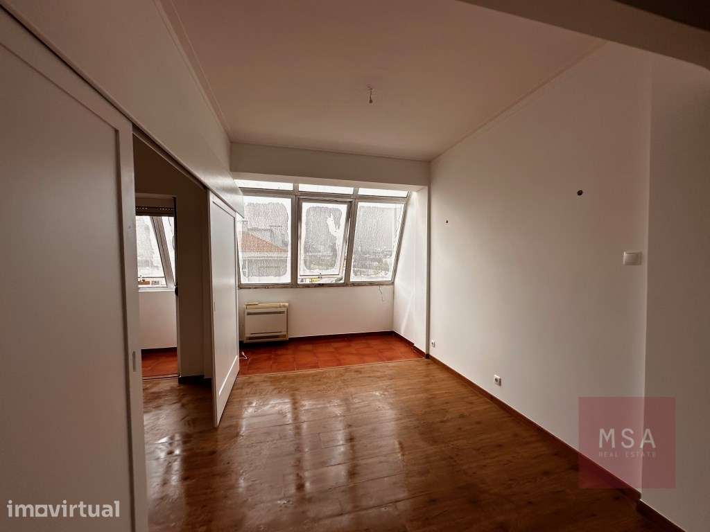 Apartamento T1+1 em Benfica com 70m2 - Grande imagem: 5/12