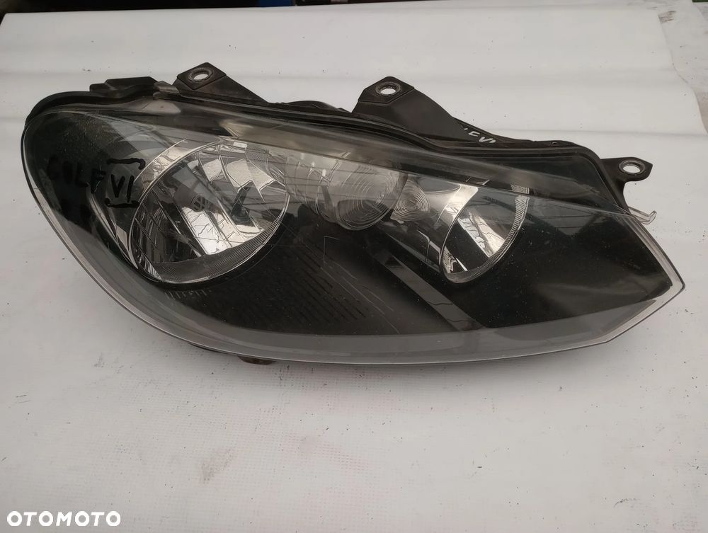 Lampa Przednia Prawy Przód P.P. VW Golf VI UK 5K2941006H UK - 1