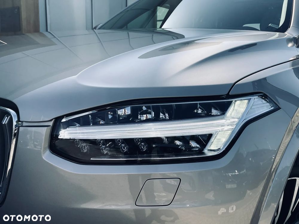 Volvo XC 90 T8 AWD Plug-In Hybrid Ultimate Bright 7os - 3