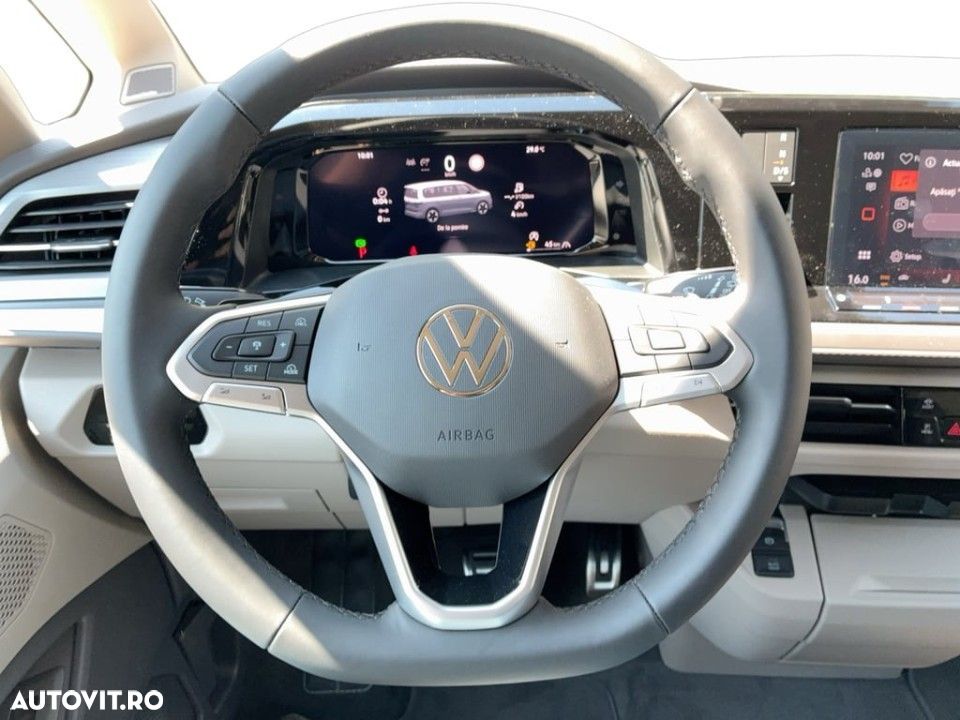 Volkswagen Multivan - 10