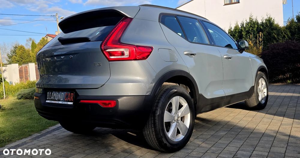 Volvo XC 40 T3 Momentum Pro - 13