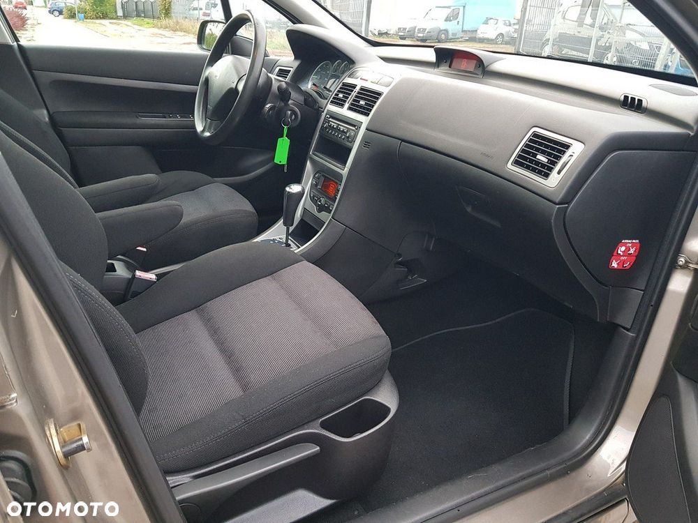 Peugeot 307 1.6 Premium - 17