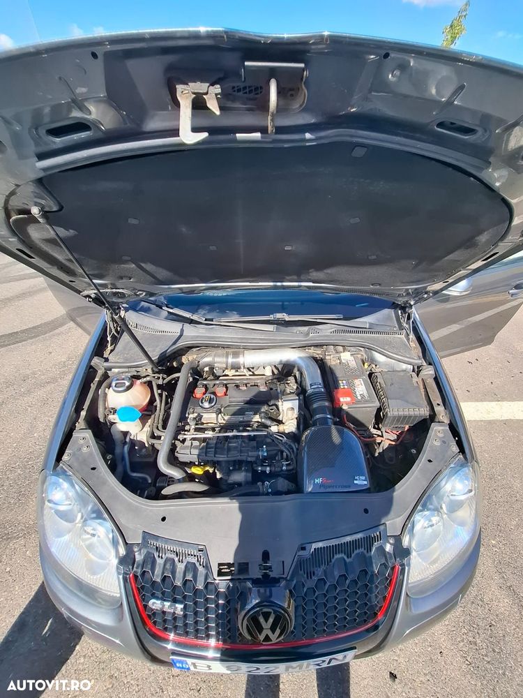 Volkswagen Jetta 2.0 Turbo FSI Sportline - 9