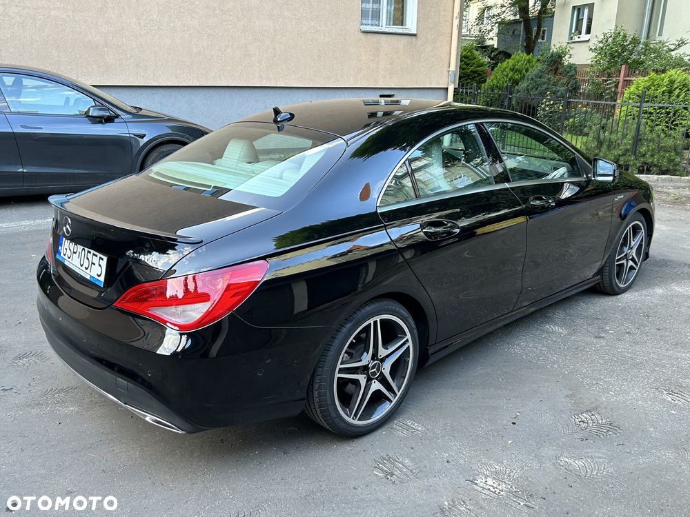 Mercedes-Benz CLA 250 4-Matic - 6