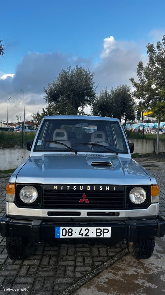 Mitsubishi Pajero 2.5 TDi GLS - 1